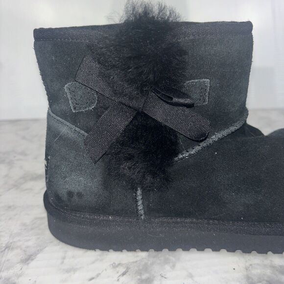 Koolaburra  by Ugg Black Victoria Mini Leather Bootie Boots Moccasin Size 7 - Picture 4 of 15
